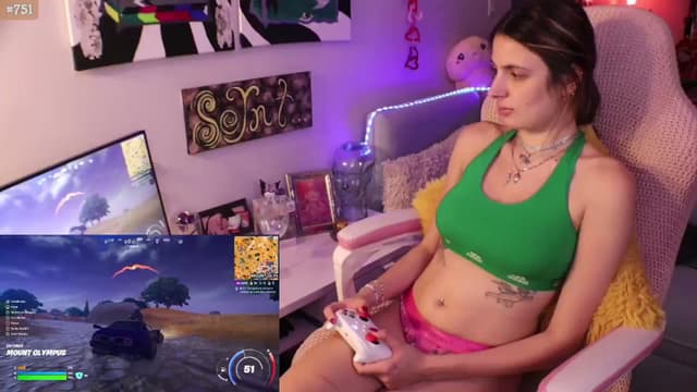 Gallery image thumbnail from Seynt's myfreecams stream on, 07/08/2024, 02:37 image 4 of 20