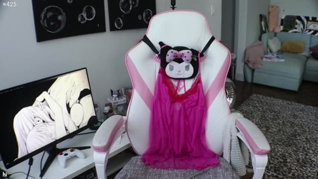 Gallery image thumbnail from Seynt's myfreecams stream on, 07/28/2024, 23:35 image 8 of 20