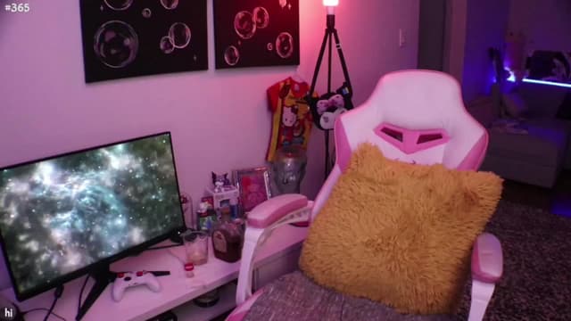 Gallery image thumbnail from Seynt's myfreecams stream on, 07/30/2024, 03:17 image 9 of 20