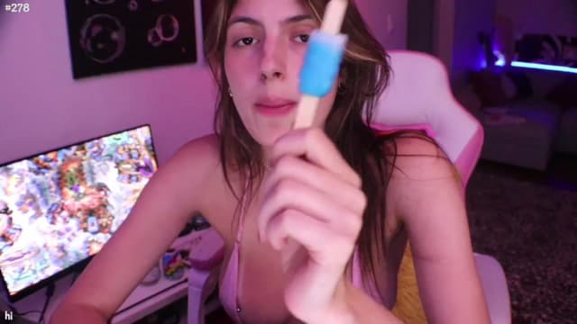 Gallery image thumbnail from Seynt's myfreecams stream on, 08/02/2024, 01:52 image 19 of 20
