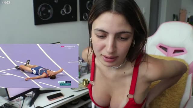Gallery image thumbnail from Seynt's myfreecams stream on, 08/02/2024, 20:26 image 12 of 20