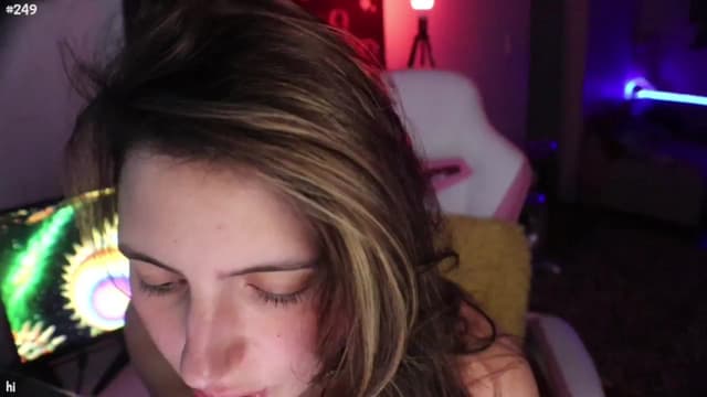 Gallery image thumbnail from Seynt's myfreecams stream on, 08/12/2024, 03:06 image 12 of 20