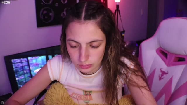 Gallery image thumbnail from Seynt's myfreecams stream on, 08/23/2024, 24:02 image 20 of 20