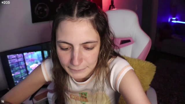 Gallery image thumbnail from Seynt's myfreecams stream on, 08/23/2024, 24:02 image 10 of 20