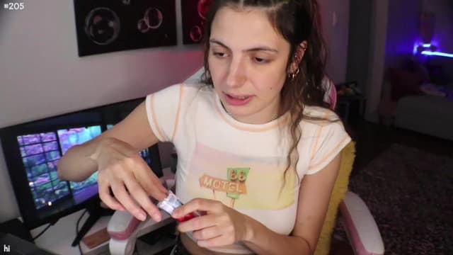Gallery image thumbnail from Seynt's myfreecams stream on, 08/23/2024, 24:02 image 3 of 20