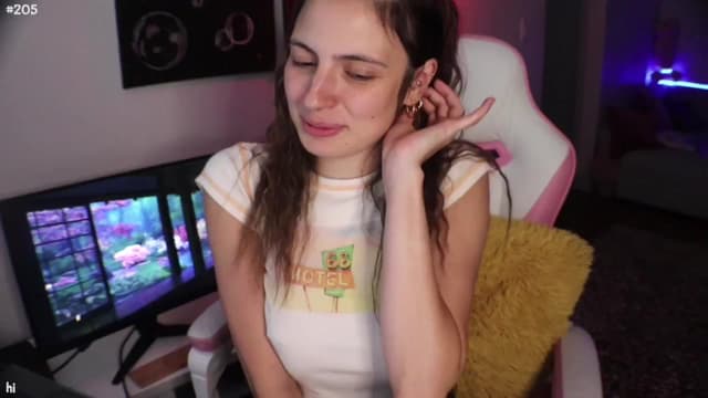 Gallery image thumbnail from Seynt's myfreecams stream on, 08/23/2024, 24:02 image 8 of 20