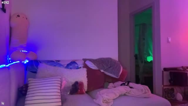 Gallery image thumbnail from Seynt's myfreecams stream on, 09/02/2024, 02:40 image 13 of 20
