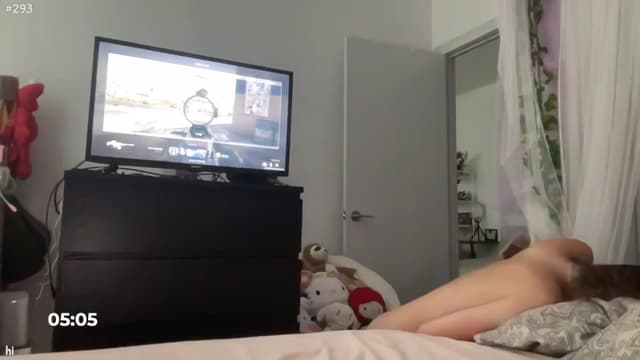 Gallery image thumbnail from Seynt's myfreecams stream on, 09/04/2024, 18:55 image 10 of 20