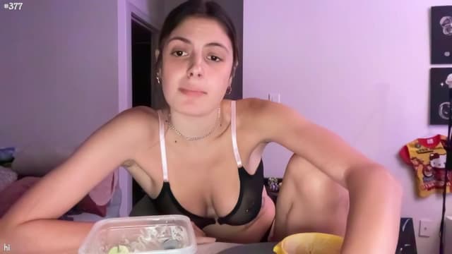 Gallery image thumbnail from Seynt's myfreecams stream on, 09/11/2024, 24:28 image 18 of 20