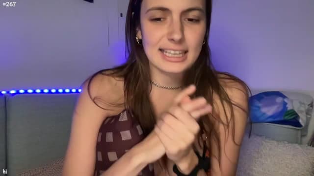 Gallery image thumbnail from Seynt's myfreecams stream on, 09/23/2024, 20:45 image 8 of 20