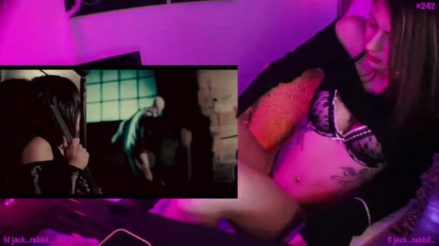 Gallery image thumbnail from Seynt's myfreecams stream on, 10/17/2024, 03:45 image 6 of 20