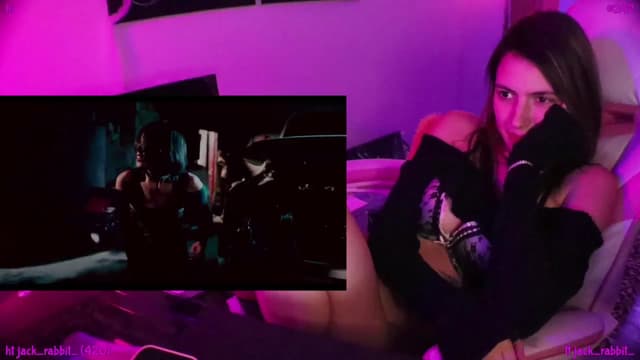Gallery image thumbnail from Seynt's myfreecams stream on, 10/17/2024, 03:45 image 7 of 20