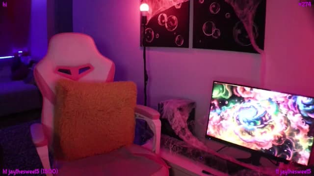 Gallery image thumbnail from Seynt's myfreecams stream on, 10/24/2024, 02:11 image 5 of 20