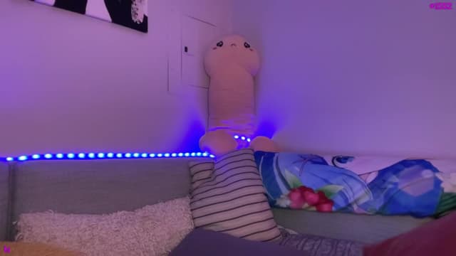 Gallery image thumbnail from Seynt's myfreecams stream on, 11/04/2024, 04:56 image 14 of 20