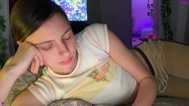Gallery image thumbnail from Seynt's myfreecams stream on, 11/09/2024, 01:50 image 8 of 20