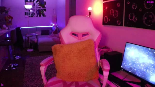 Gallery image thumbnail from Seynt's myfreecams stream on, 11/11/2024, 23:26 image 20 of 20