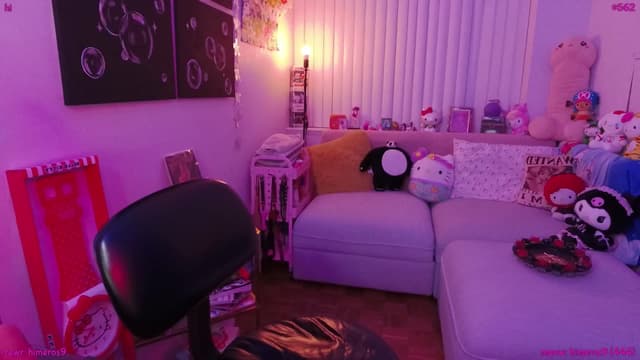 Gallery image thumbnail from Seynt's myfreecams stream on, 05/28/2025, 09:02 image 18 of 20
