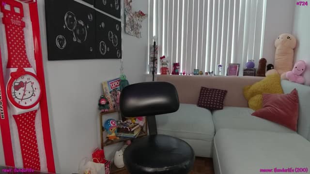 Gallery image thumbnail from Seynt's myfreecams stream on, 06/26/2025, 16:24 image 10 of 20
