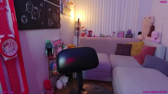Gallery image thumbnail from Seynt's myfreecams stream on, 07/02/2025, 04:09 image 11 of 20