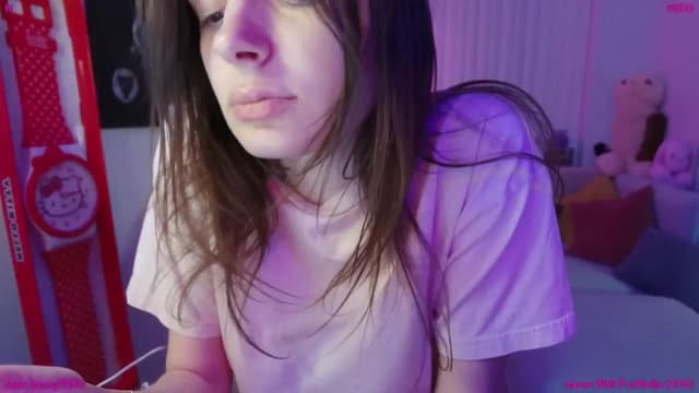 Gallery image thumbnail from Seynt's myfreecams stream on, 07/03/2025, 04:33 image 1 of 20
