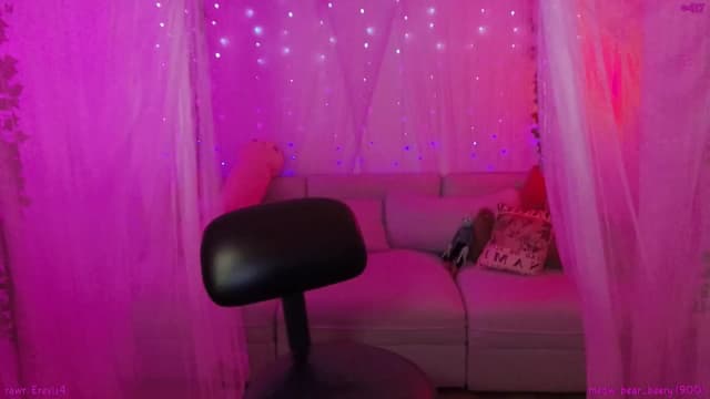 Gallery image thumbnail from Seynt's myfreecams stream on, 07/21/2025, 07:13 image 1 of 20
