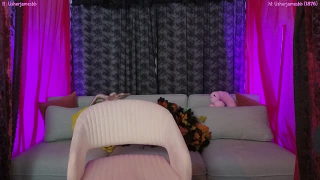 Gallery image thumbnail from Seynt's myfreecams stream on, 11/03/2025, 04:45 image 5 of 20
