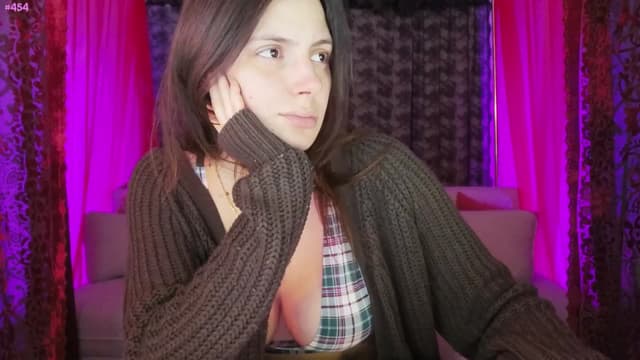Gallery image thumbnail from Seynt's myfreecams stream on, 11/06/2025, 02:59 image 9 of 20
