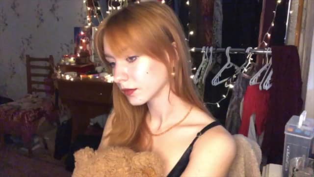 Gallery image thumbnail from Sia_A's myfreecams stream on, 08/12/2024, 12:37 image 2 of 20