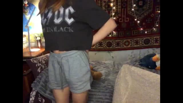 Gallery image thumbnail from Sia_A's myfreecams stream on, 11/15/2024, 13:18 image 18 of 20