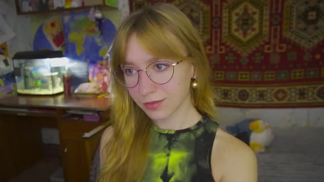 Gallery image thumbnail from Sia_A's myfreecams stream on, 11/12/2025, 20:28 image 4 of 20