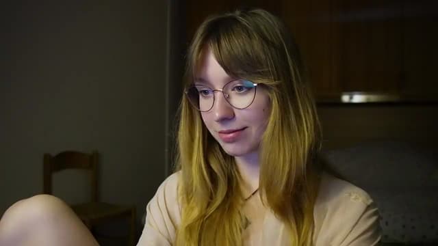 Gallery image thumbnail from Sia_A's myfreecams stream on, 05/11/2026, 22:44 image 17 of 20