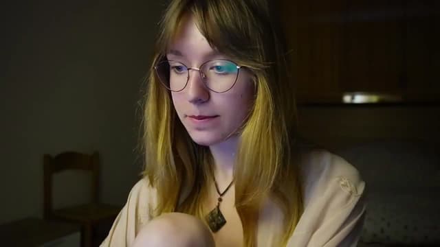 Gallery image thumbnail from Sia_A's myfreecams stream on, 05/11/2026, 22:44 image 10 of 20