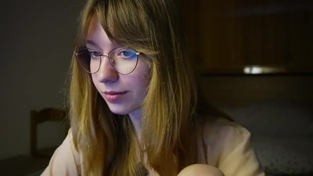 Gallery image thumbnail from Sia_A's myfreecams stream on, 05/11/2026, 22:44 image 19 of 20