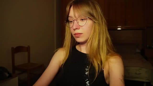 Gallery image thumbnail from Sia_A's myfreecams stream on, 06/30/2026, 22:37 image 13 of 20
