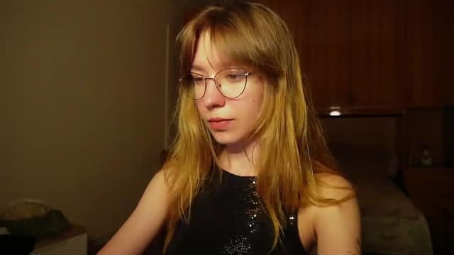Gallery image thumbnail from Sia_A's myfreecams stream on, 07/02/2026, 22:59 image 13 of 20