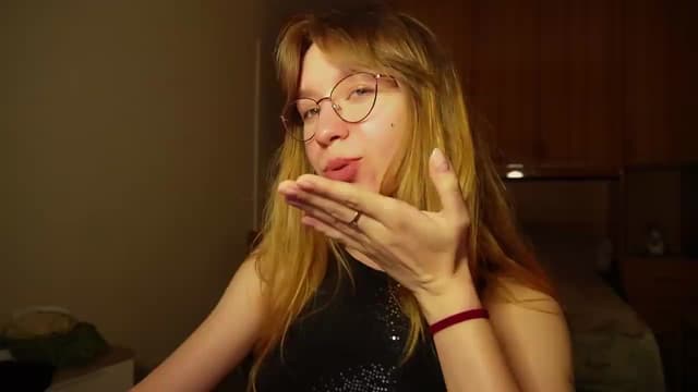 Gallery image thumbnail from Sia_A's myfreecams stream on, 07/02/2026, 22:59 image 18 of 20