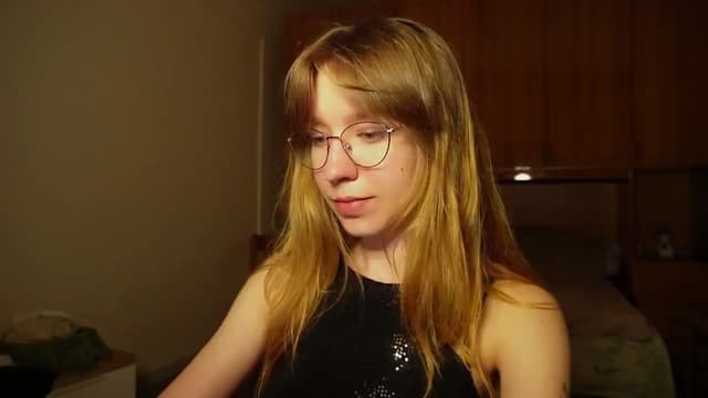 Gallery image thumbnail from Sia_A's myfreecams stream on, 07/02/2026, 22:59 image 16 of 20