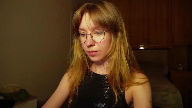 Gallery image thumbnail from Sia_A's myfreecams stream on, 07/02/2026, 22:59 image 12 of 20