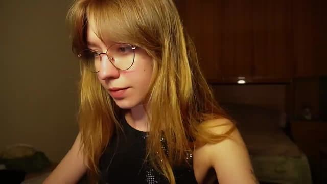 Gallery image thumbnail from Sia_A's myfreecams stream on, 07/02/2026, 22:59 image 11 of 20