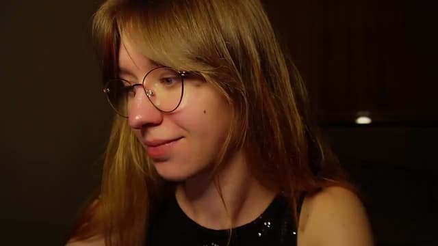 Gallery image thumbnail from Sia_A's myfreecams stream on, 07/03/2026, 24:08 image 4 of 20