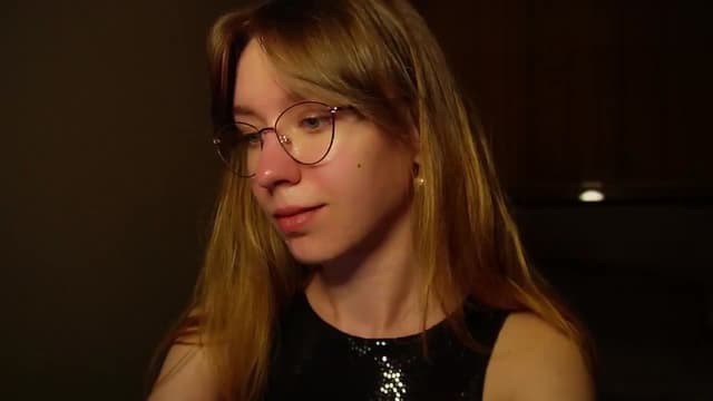 Gallery image thumbnail from Sia_A's myfreecams stream on, 07/03/2026, 24:08 image 5 of 20