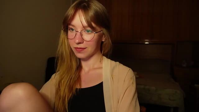 Gallery image thumbnail from Sia_A's myfreecams stream on, 07/09/2026, 22:31 image 19 of 20