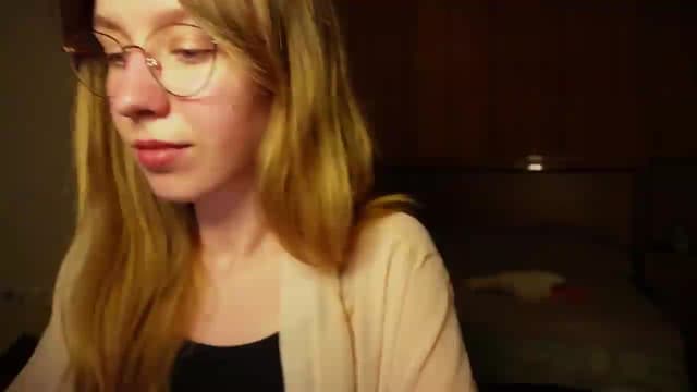 Gallery image thumbnail from Sia_A's myfreecams stream on, 07/10/2026, 22:40 image 13 of 20