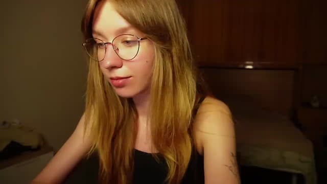 Gallery image thumbnail from Sia_A's myfreecams stream on, 07/11/2026, 24:01 image 20 of 20