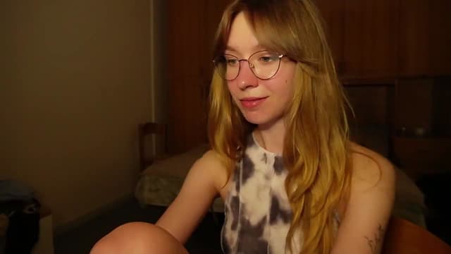 Gallery image thumbnail from Sia_A's myfreecams stream on, 07/16/2026, 23:07 image 20 of 20