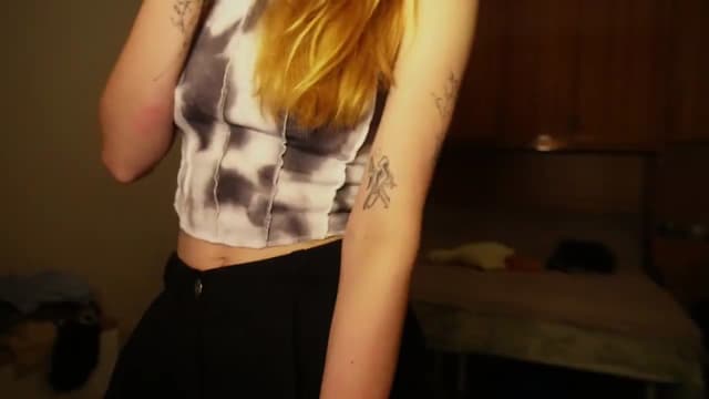 Gallery image thumbnail from Sia_A's myfreecams stream on, 07/16/2026, 23:07 image 3 of 20