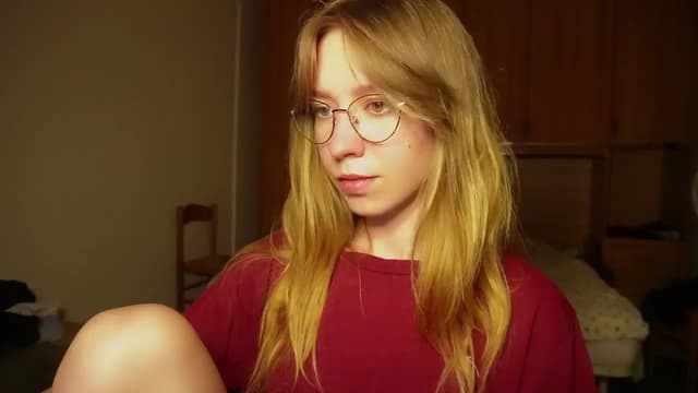 Gallery image thumbnail from Sia_A's myfreecams stream on, 07/21/2026, 24:09 image 8 of 20