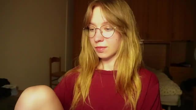 Gallery image thumbnail from Sia_A's myfreecams stream on, 07/21/2026, 24:09 image 7 of 20