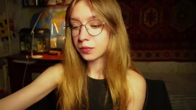 Gallery image thumbnail from Sia_A's myfreecams stream on, 07/26/2026, 22:57 image 6 of 20