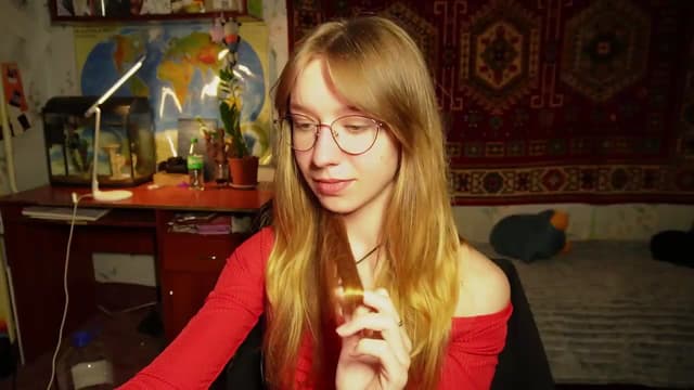 Gallery image thumbnail from Sia_A's myfreecams stream on, 07/28/2026, 01:53 image 18 of 20
